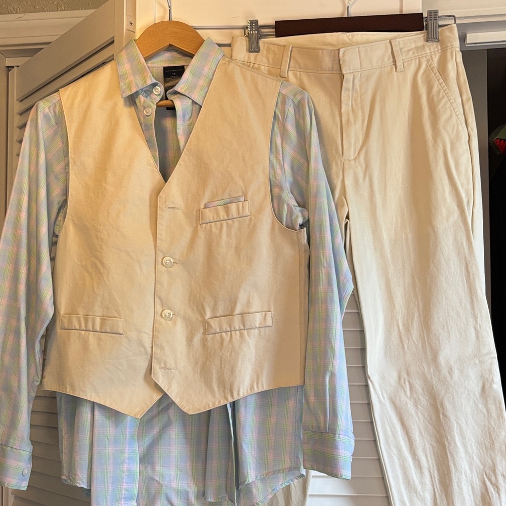 Tommy Hilfiger Cream Vest and Pants Set with Blue Plaid Shirt